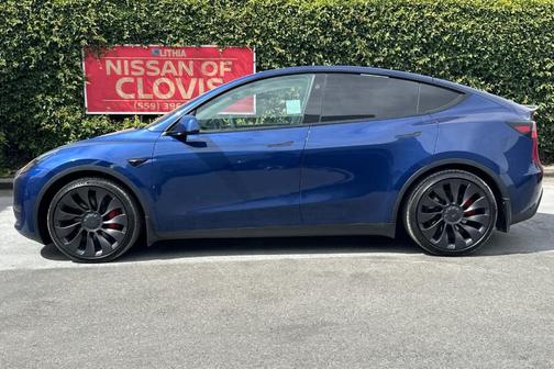 2023 Tesla Model Y Performance