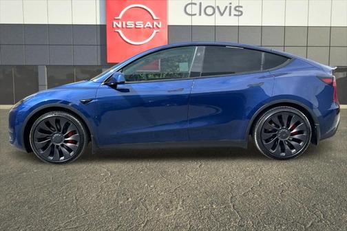 2023 Tesla Model Y Performance