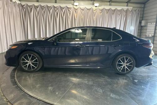 Blueprint 2021 Toyota Camry SE