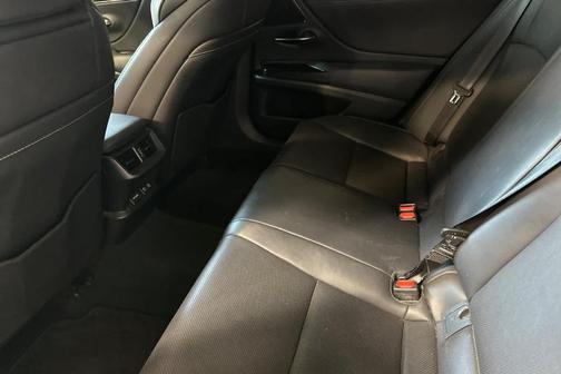 2019 Lexus ES 350 F Sport