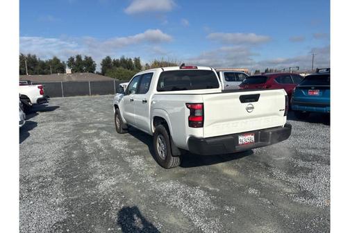 2024 Nissan Frontier S