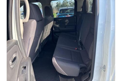 2024 Nissan Frontier S