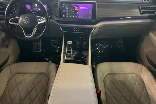 Aurora Red Metallic 2024 Volkswagen Atlas 2.0T SEL Premium R-Line