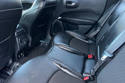 Redline Pearlcoat 2021 Jeep Compass Altitude
