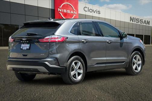 Carbonized Gray 2022 Ford Edge SEL