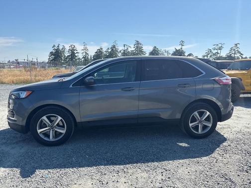 Carbonized Gray Metallic 2022 Ford Edge SEL
