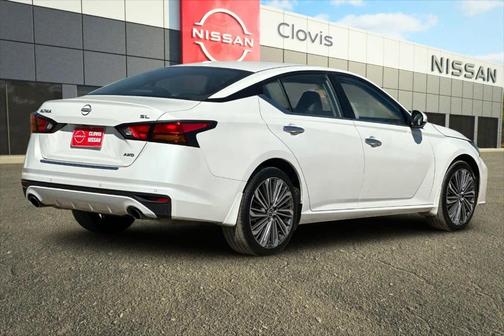 2023 Nissan Altima 2.5 SL