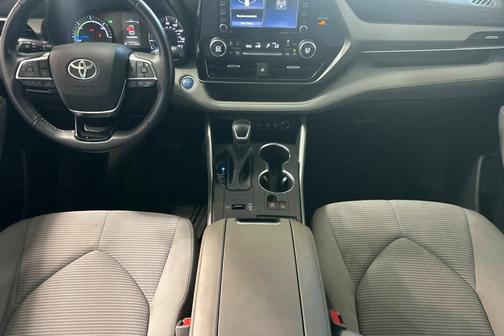 2021 Toyota Highlander Hybrid LE