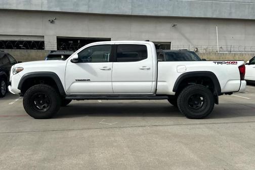 Super White 2019 Toyota Tacoma TRD Off Road