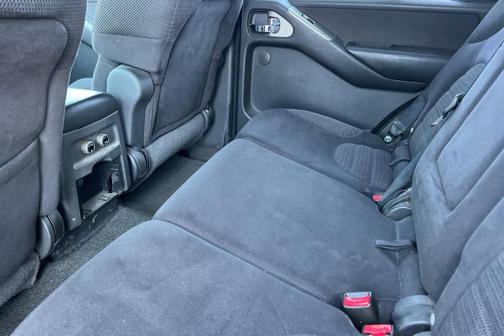 2006 Nissan Pathfinder SE