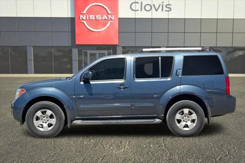 2006 Nissan Pathfinder SE