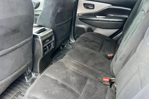Magnetic Black Pearl 2021 Nissan Murano SV