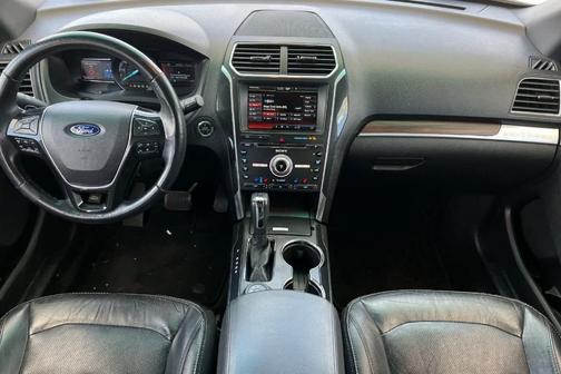 White Platinum Tri-Coat Metallic 2016 Ford Explorer Limited