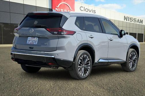 2024 Nissan Rogue Platinum