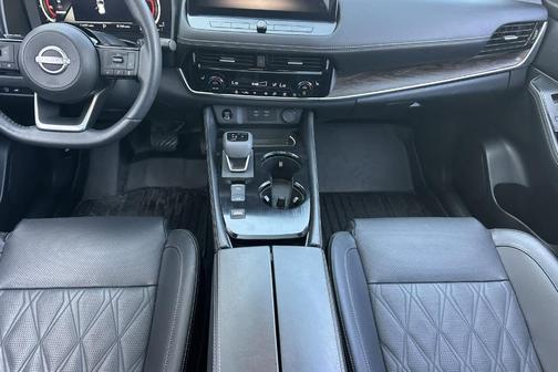 2024 Nissan Rogue Platinum