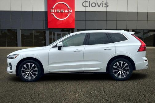 2023 Volvo XC60 B5 Plus Bright Theme