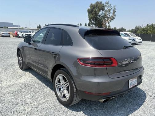 2018 Porsche Macan S