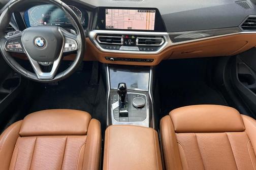2022 BMW 330 i