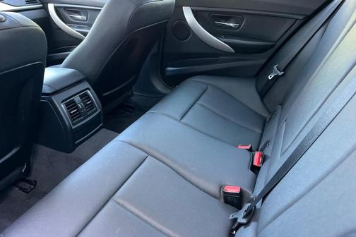 2016 BMW 320 i xDrive