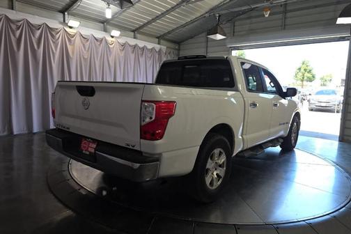 Glacier White 2019 Nissan Titan SV