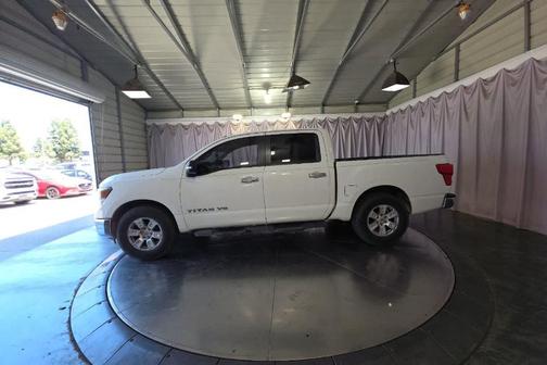 Glacier White 2019 Nissan Titan SV