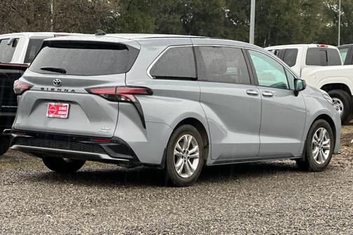 2023 Toyota Sienna XSE