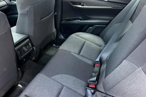 UNDERGROUND 2025 Toyota Camry LE