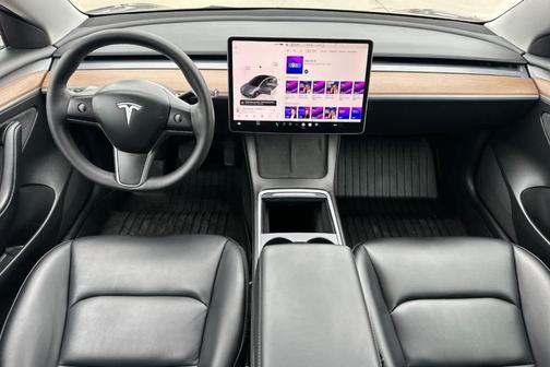 2023 Tesla Model 3 Base