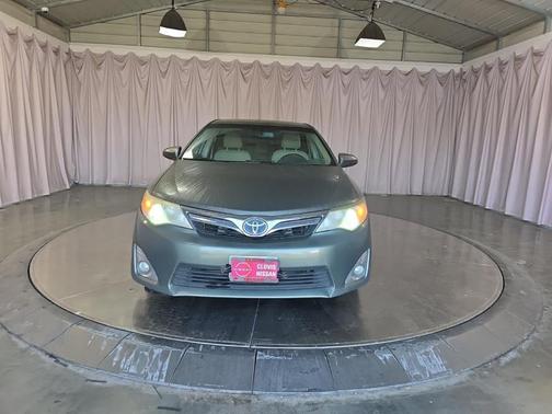 2012 Toyota Camry Hybrid XLE