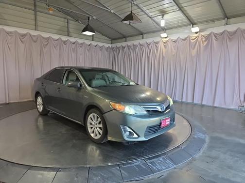 2012 Toyota Camry Hybrid XLE