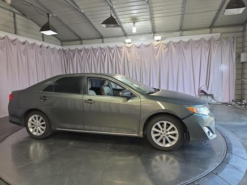 2012 Toyota Camry Hybrid XLE