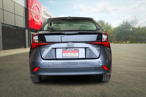 2022 Toyota Prius L