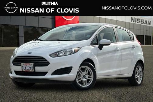 Oxford White 2019 Ford Fiesta SE