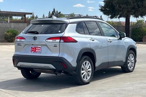2022 Toyota Corolla Cross LE