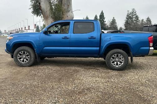 2016 Toyota Tacoma SR5