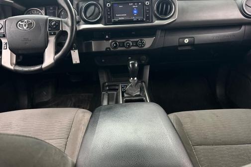 2016 Toyota Tacoma SR5