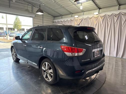 2013 Nissan Pathfinder Platinum