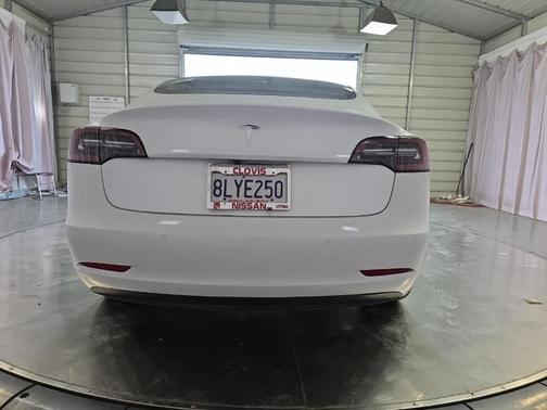 2019 Tesla Model 3 Standard Range