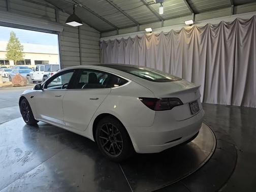 2019 Tesla Model 3 Standard Range