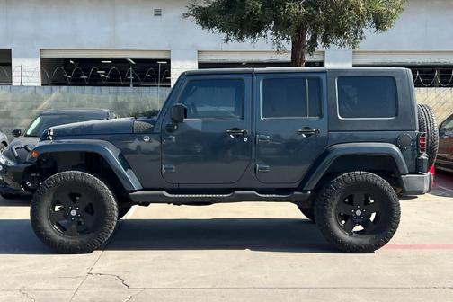 Black 2007 Jeep Wrangler Unlimited Sahara