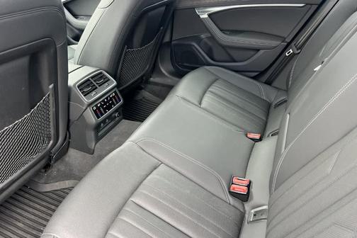 Glacier White Metallic 2023 Audi A6 55 Premium Plus