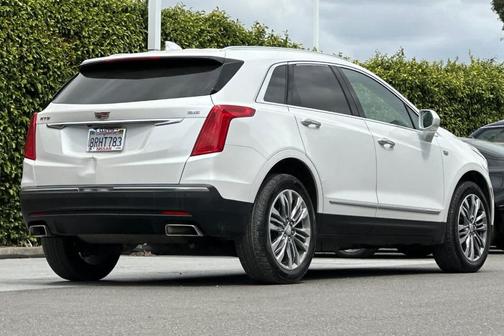 2017 Cadillac XT5 Premium Luxury