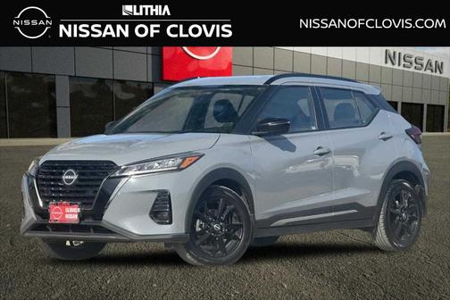 2023 Nissan Kicks SR