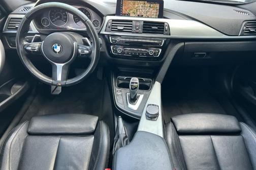 Black Sapphire Metallic 2018 BMW 340 i