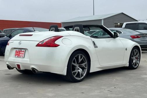 2015 Nissan 370Z Touring Sport