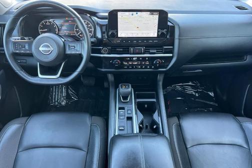 Green 2 Tone 2022 Nissan Pathfinder SL