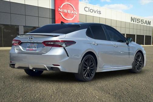 2022 Toyota Camry Hybrid XSE
