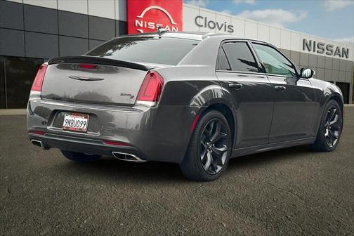 2021 Chrysler 300 S