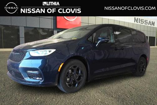 Fathom Blue Pearlcoat 2022 Chrysler Pacifica Hybrid Touring L