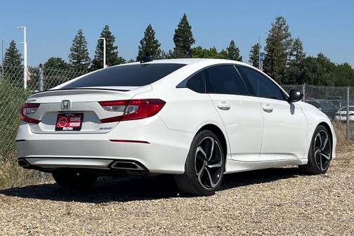 Platinum White Pearl 2022 Honda Accord Sport 1.5T